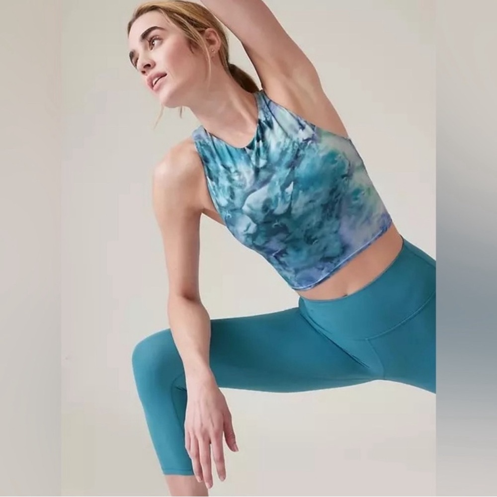 ATHLETA Conscious Crop Printed Top Blue Green Pullover Size Small
